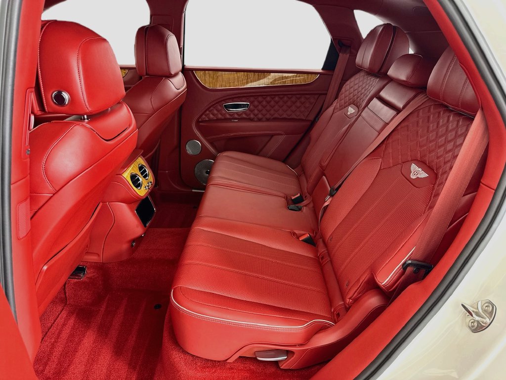 Certified 2022 Bentley Bentayga AWD/4WD image 20