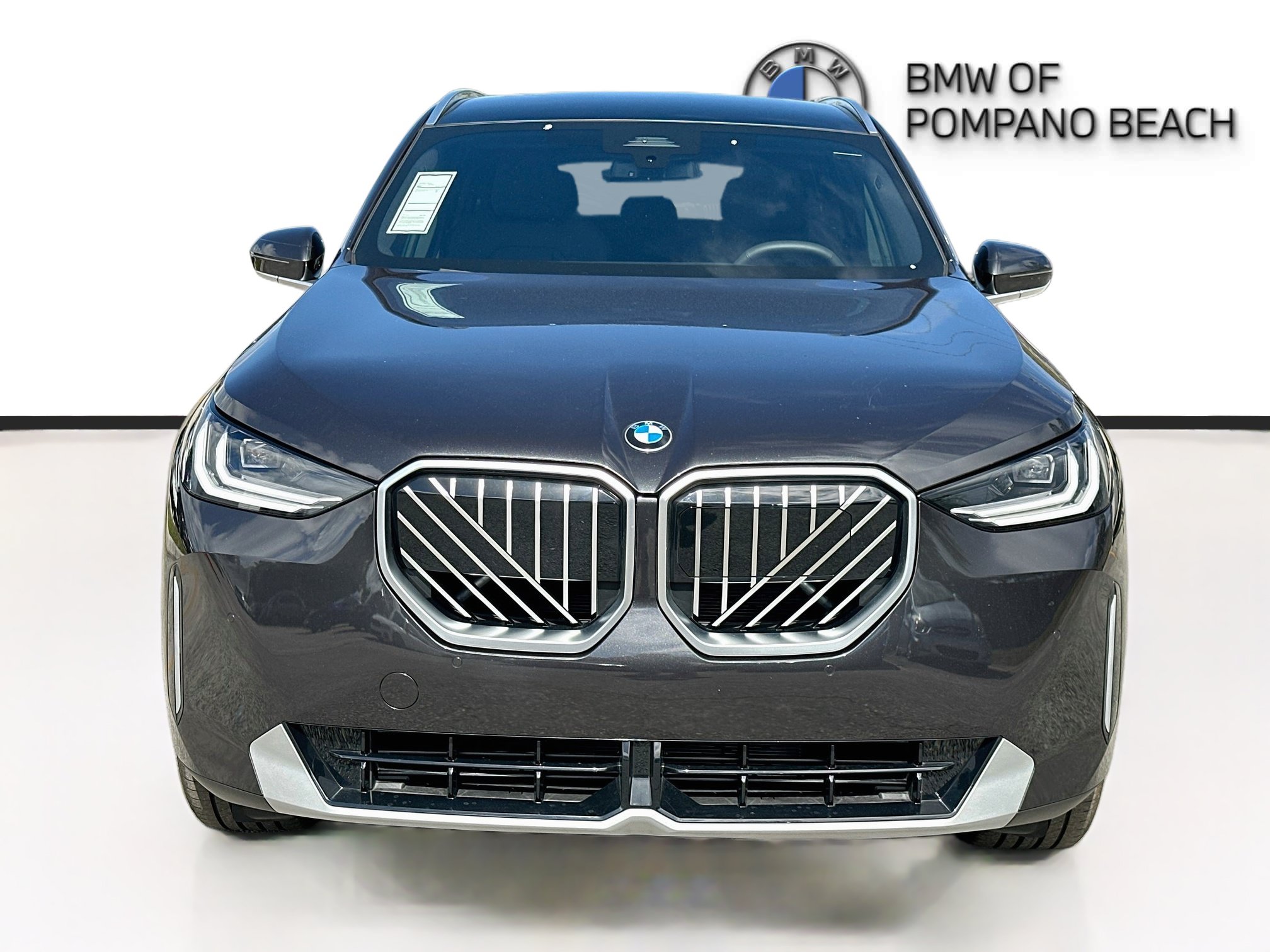 Used 2025 BMW X3 xDrive30i w/ M Sport Package AWD/4WD image 2