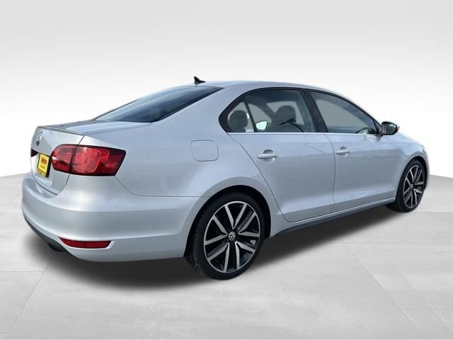 Used 2013 Volkswagen Jetta GLI Autobahn image 7
