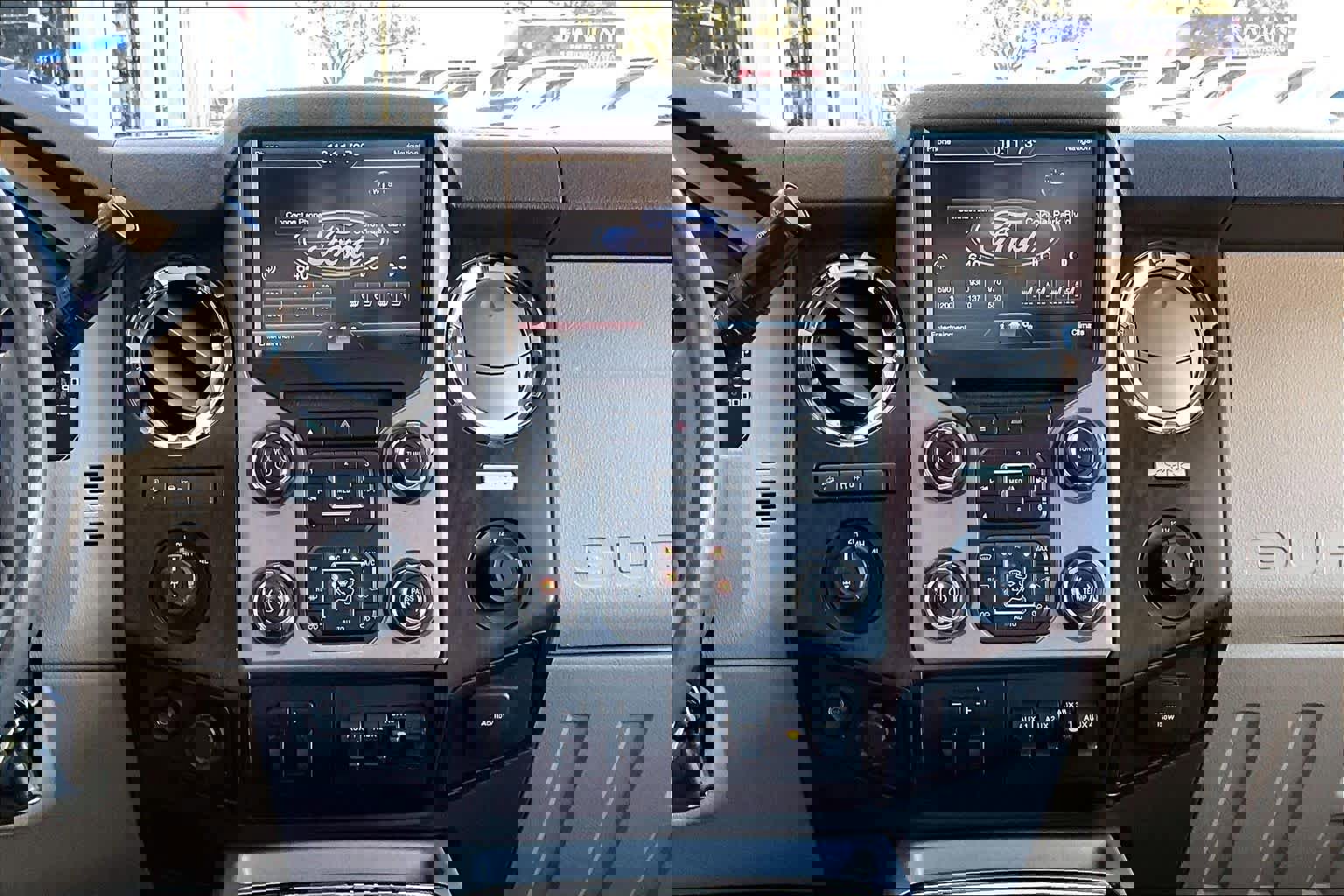 Used 2015 Ford F250 Lariat w/ Lariat Ultimate Package image 7