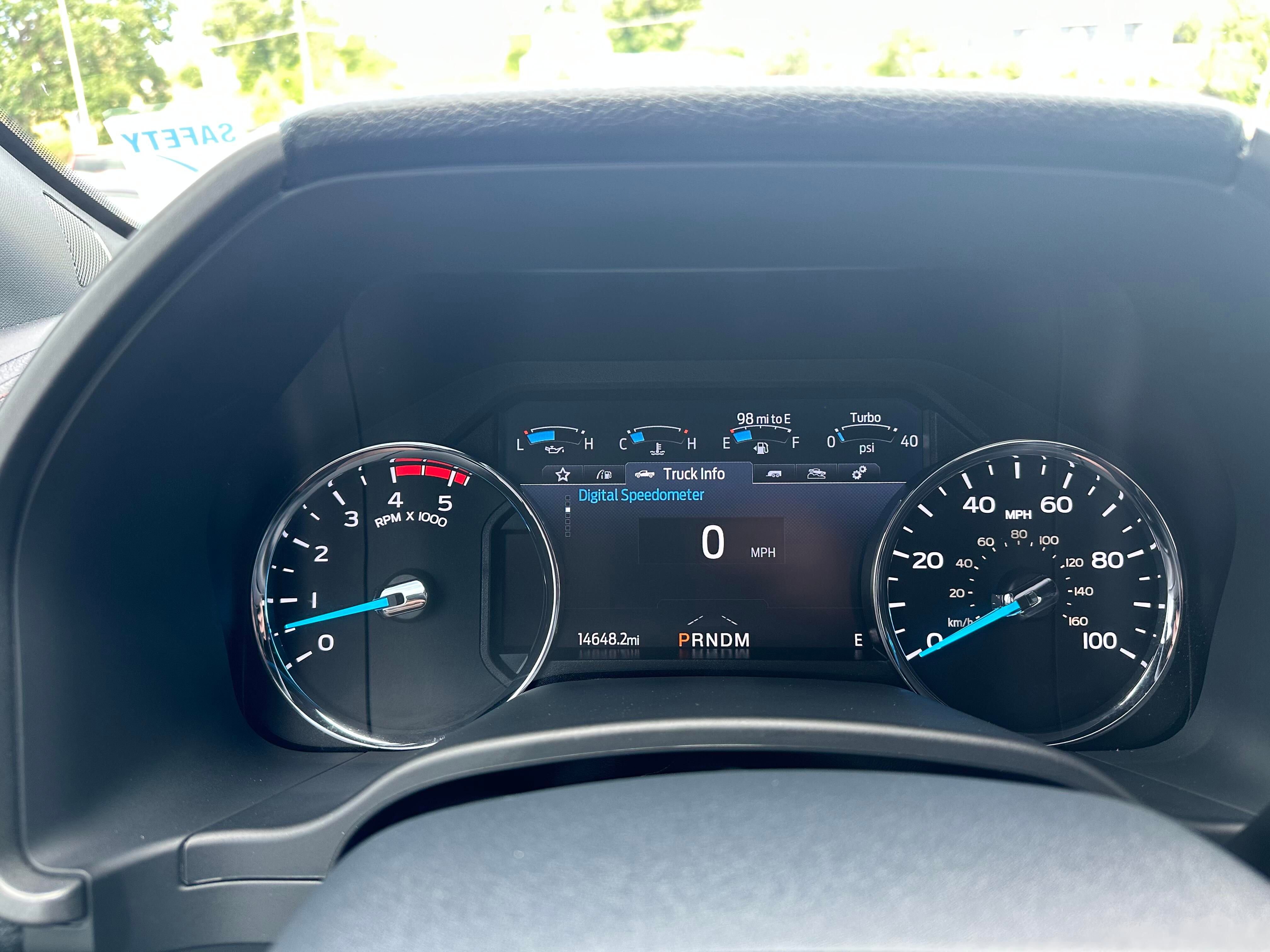 Used 2022 Ford F250 Platinum w/ FX4 Off-Road Package image 21