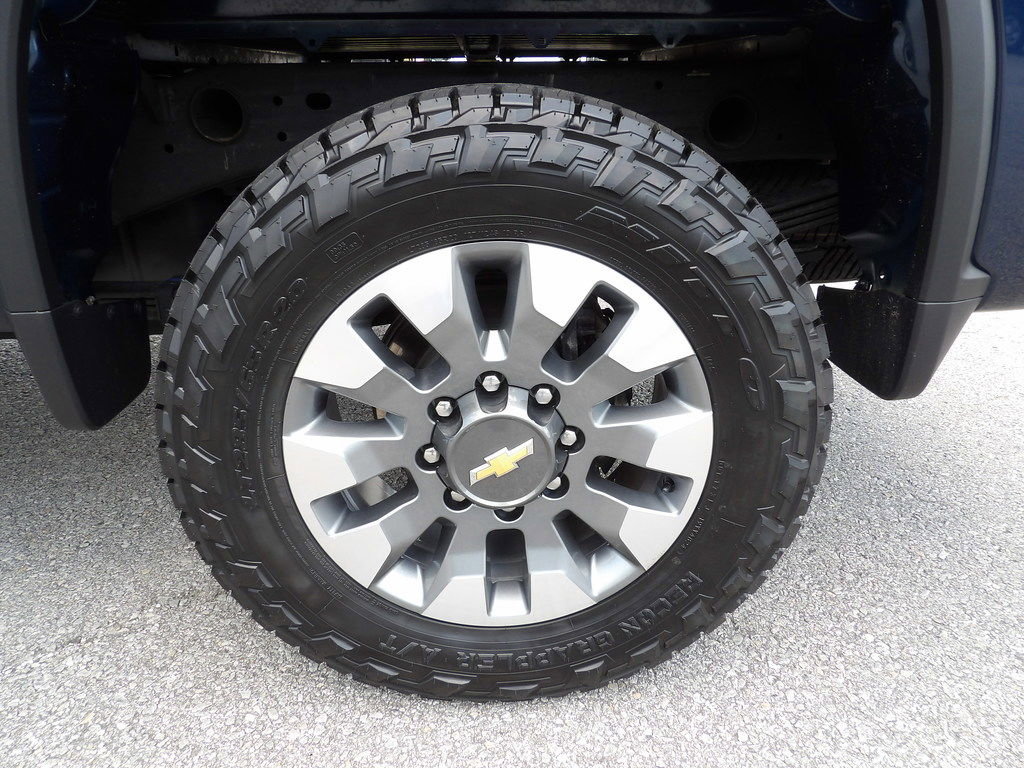 Used 2022 Chevrolet Silverado 2500 Custom w/ Custom Value Package AWD/4WD image 51