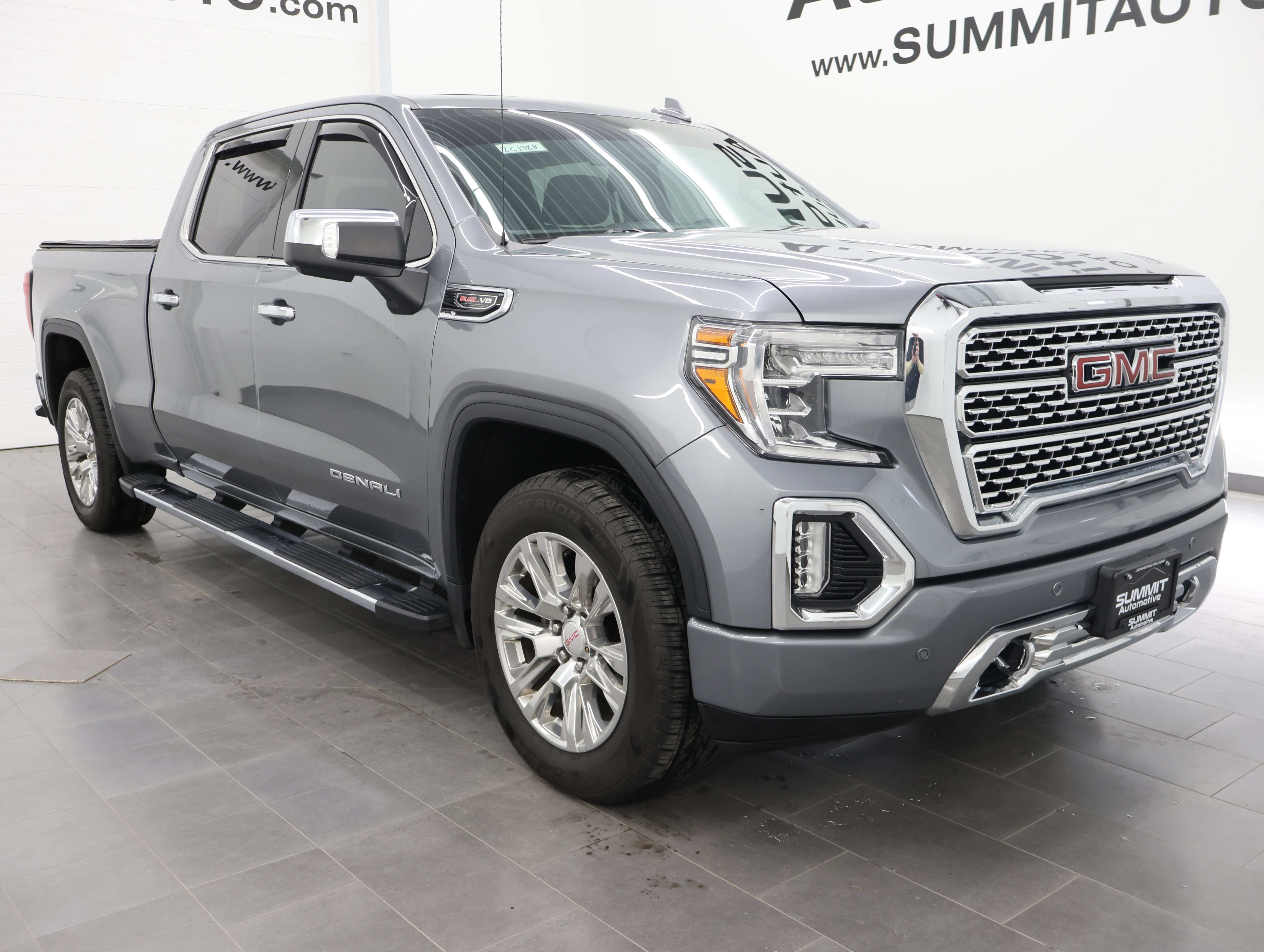 Used 2021 GMC Sierra 1500 Denali w/ Driver Alert Package II AWD/4WD image 2