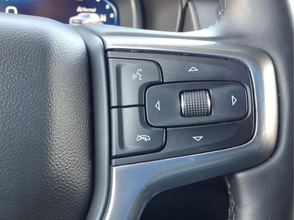 Used 2023 Chevrolet Tahoe Premier AWD/4WD image 25