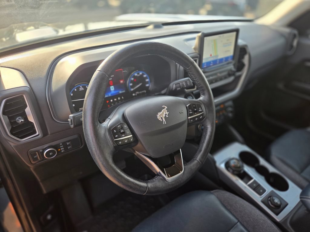 Used 2021 Ford Bronco Sport Outer Banks w/ Outer Banks Package (96D) AWD/4WD image 17