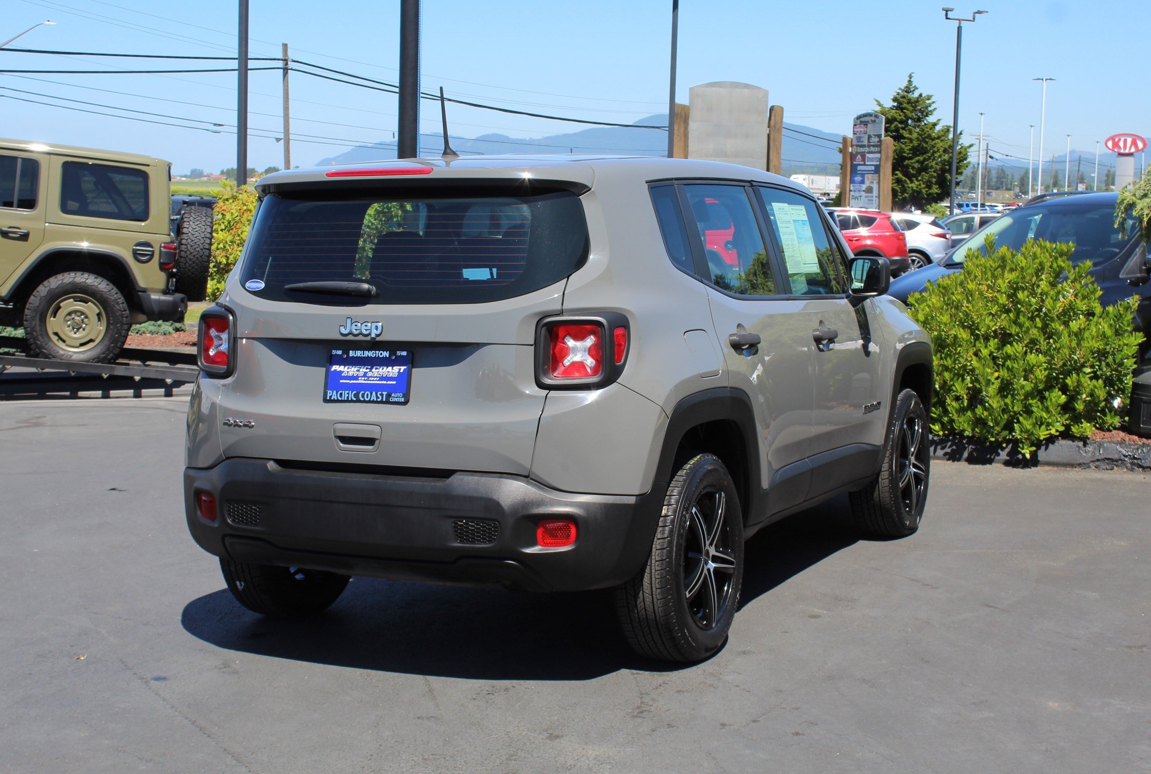 Used 2020 Jeep Renegade Sport AWD/4WD image 6