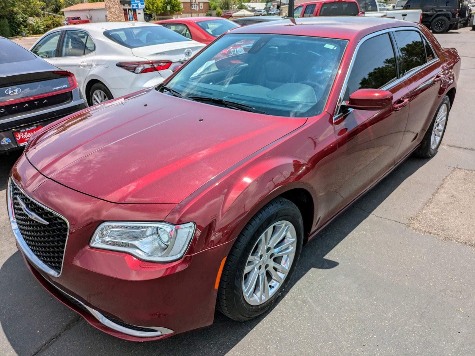 Used 2019 Chrysler 300 Touring L w/ Quick Order Package 22F RWD image 2