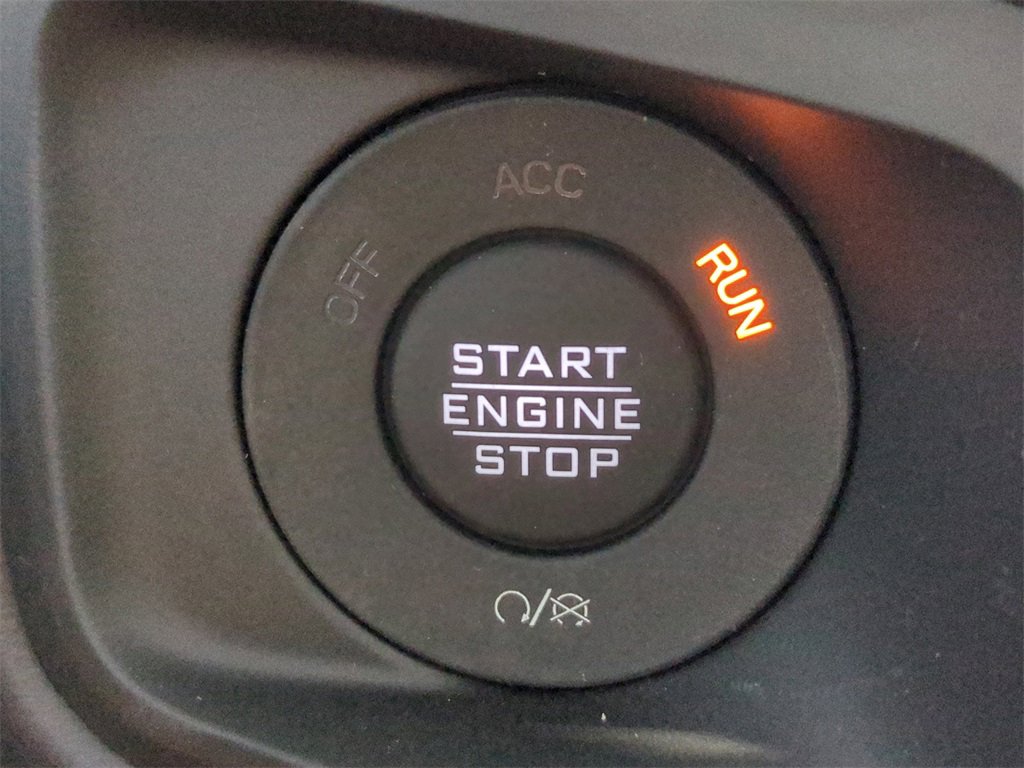 New 2025 Jeep Gladiator Sport image 29