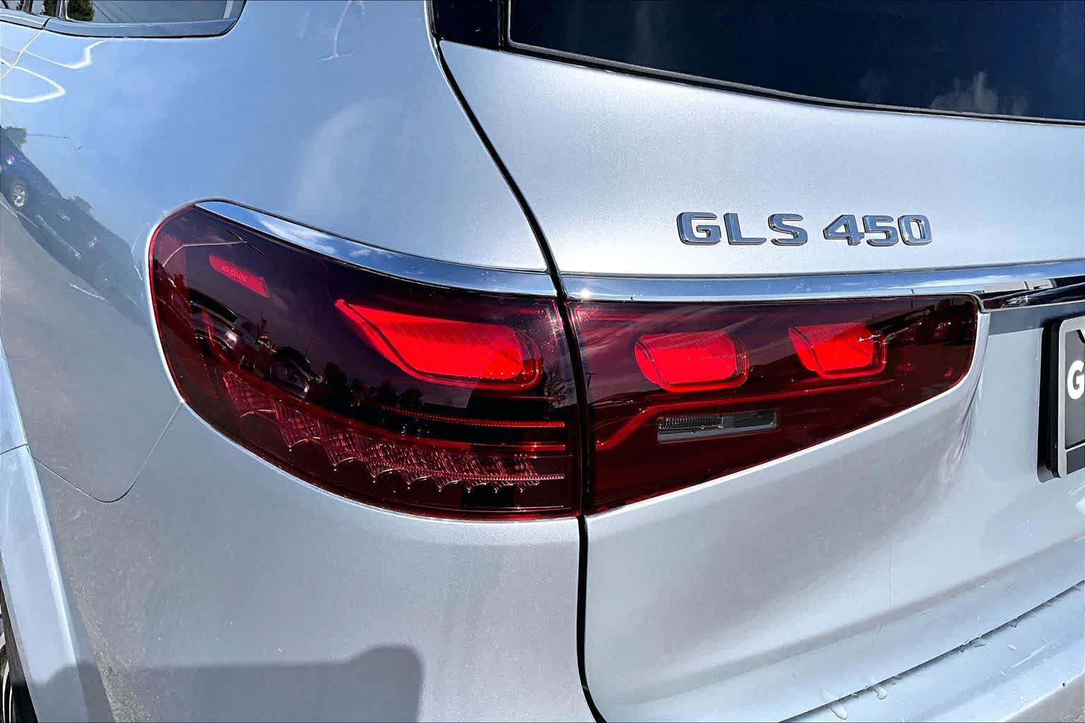 New 2026 Mercedes-Benz GLS 450 4MATIC image 6