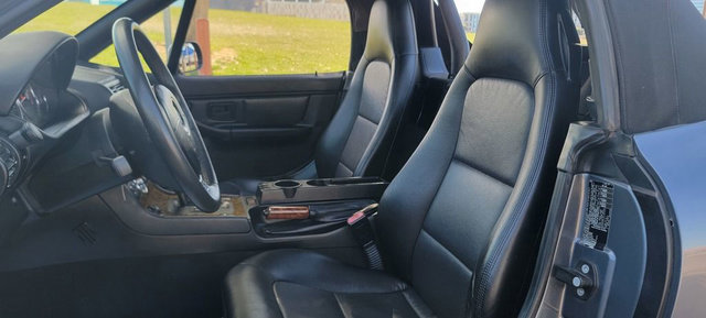 Used 2000 BMW Z3 2.5i image 23