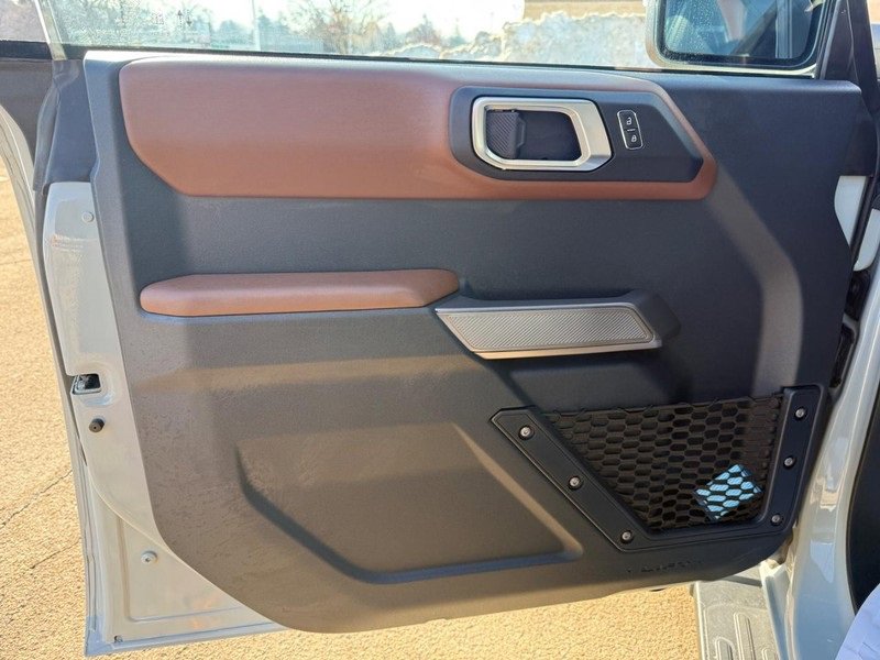 Used 2023 Ford Bronco Outer Banks image 19