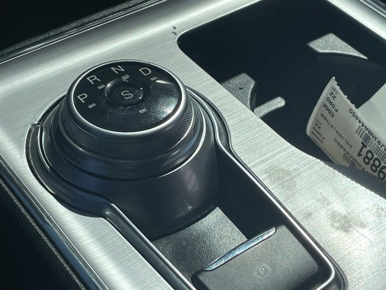 Used 2022 Ford Edge SEL image 6