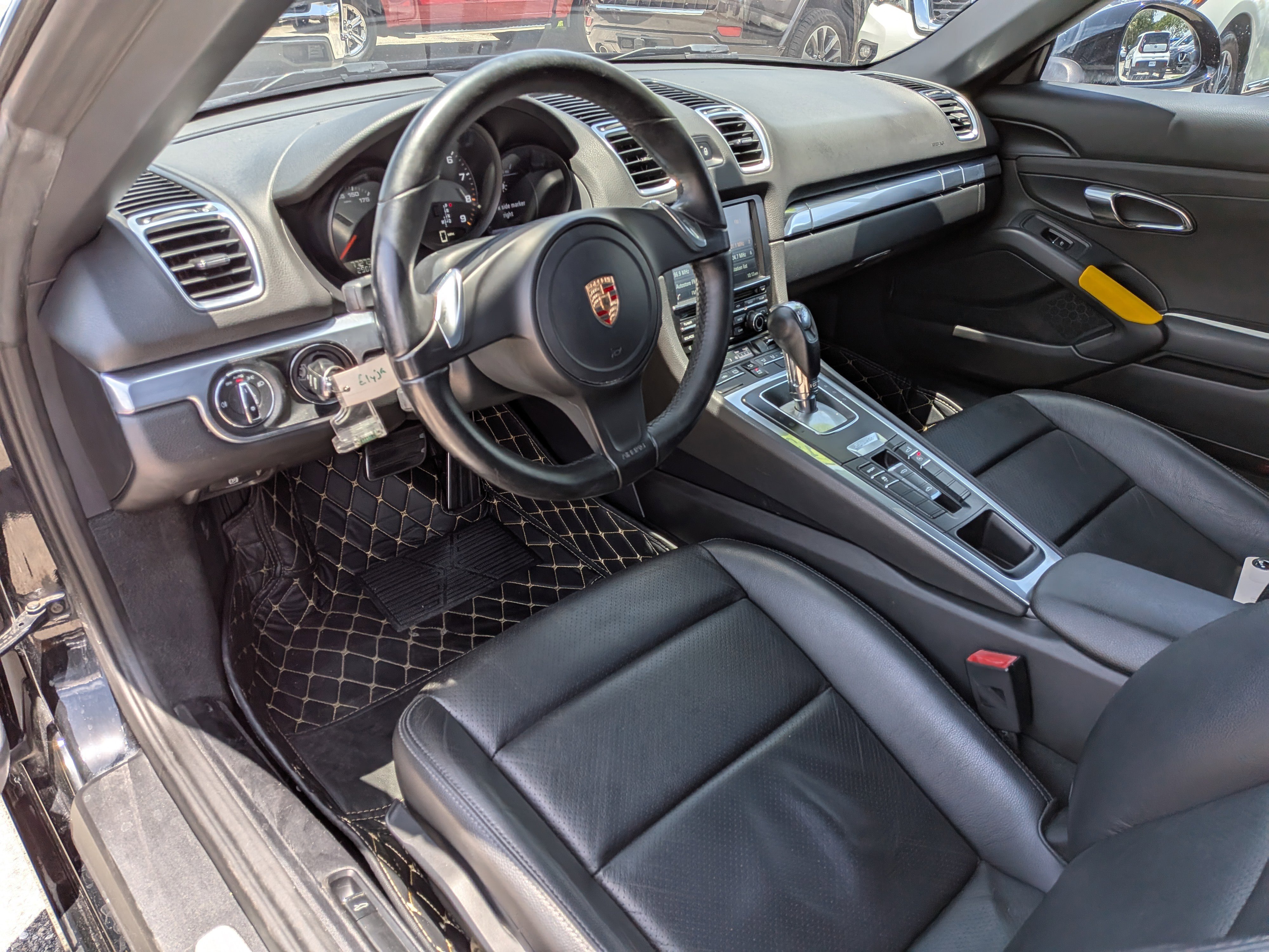Used 2015 Porsche Boxster RWD image 17