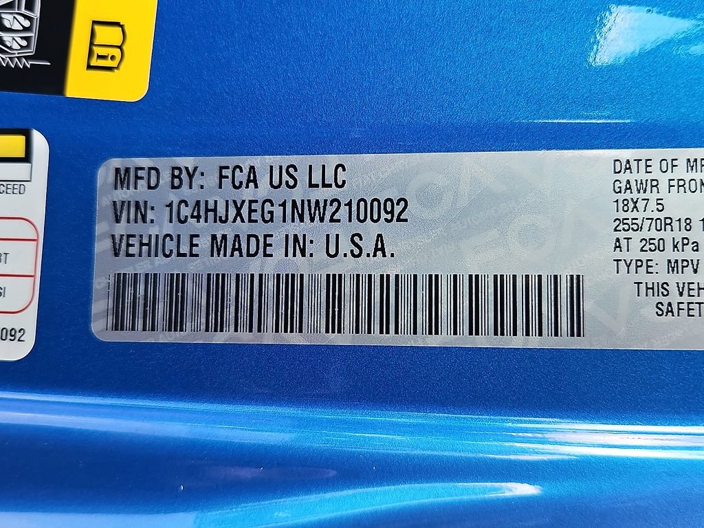 Used 2022 Jeep Wrangler Unlimited Sahara AWD/4WD image 27