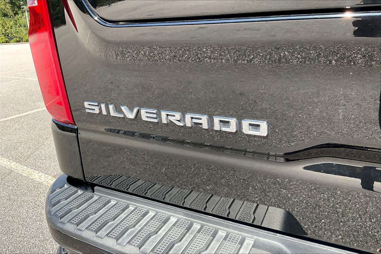 Used 2023 Chevrolet Silverado 1500 High Country w/ High Country Premium Package AWD/4WD image 61