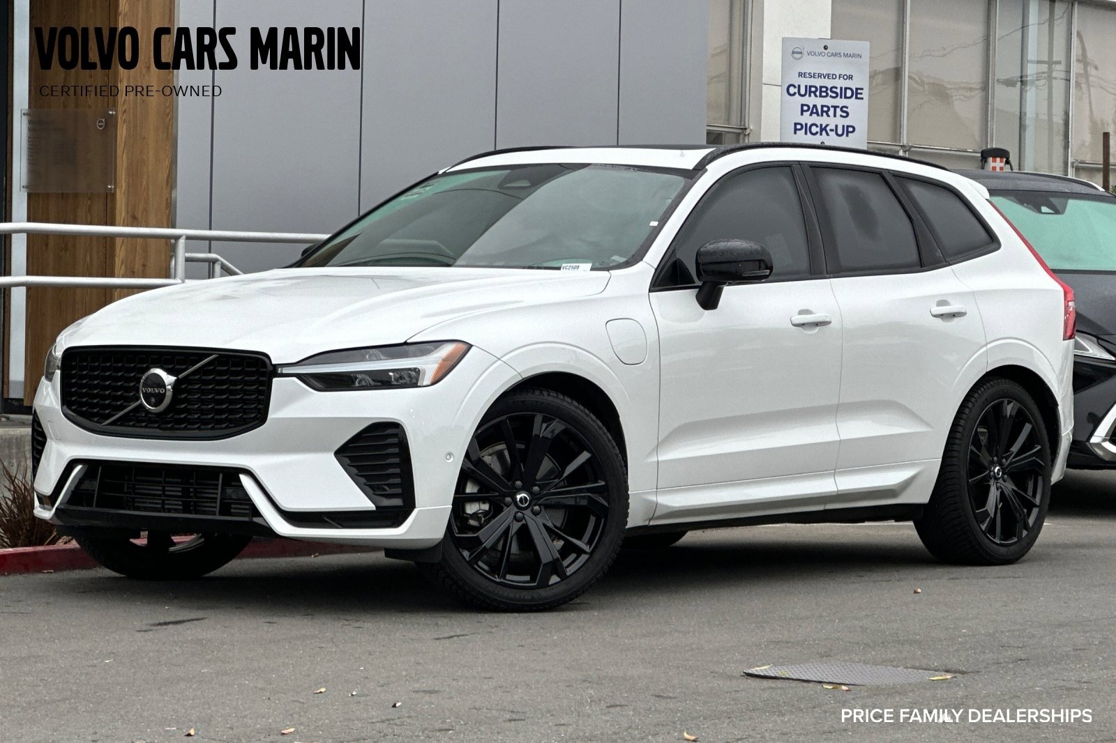 Certified 2023 Volvo XC60 T8 Ultimate image 1