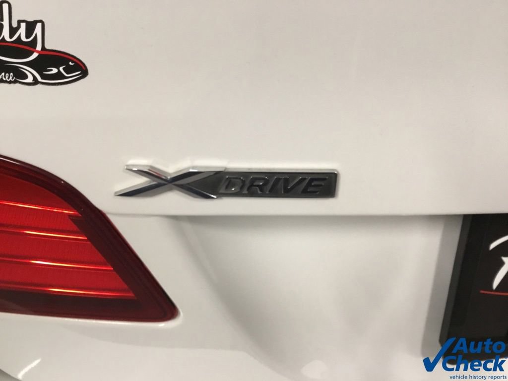 Used 2016 BMW 528i xDrive Sedan AWD/4WD image 12