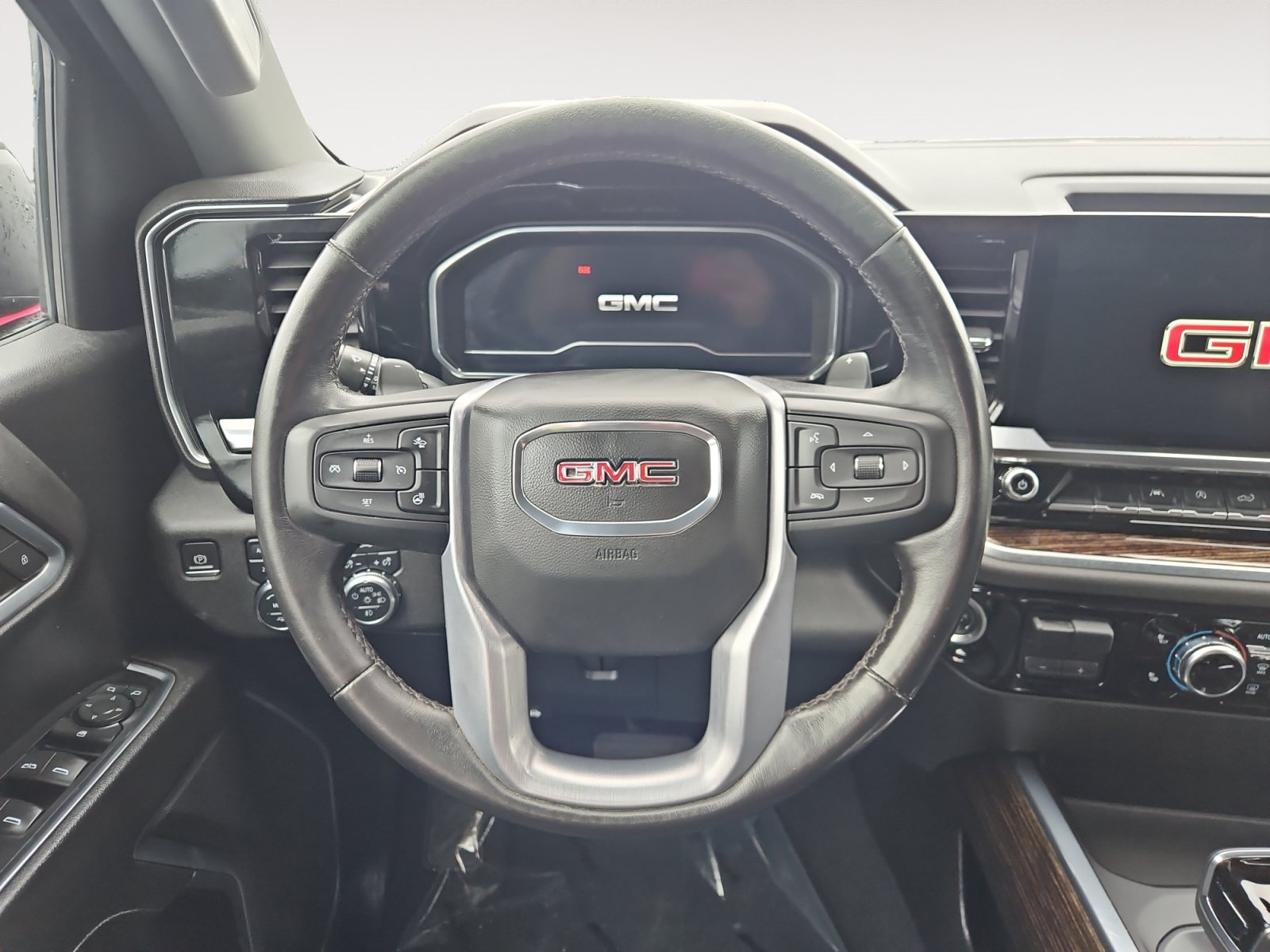 Used 2022 GMC Sierra 1500 Elevation AWD/4WD image 12