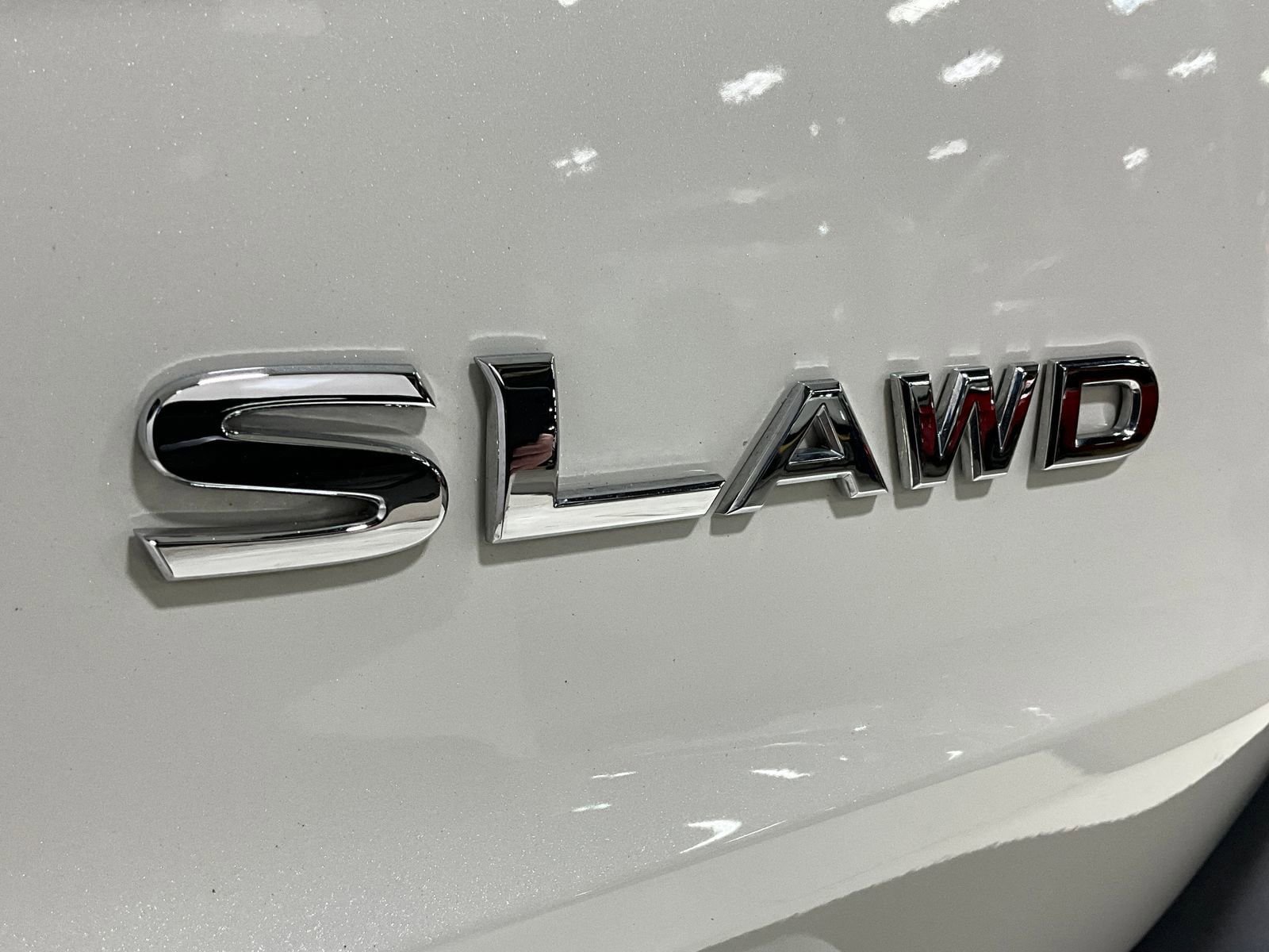 Used 2023 Nissan Rogue SL AWD/4WD image 9