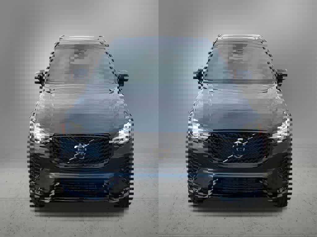 Certified 2026 Volvo XC60 B5 Plus w/ Protection Package Premier image 9