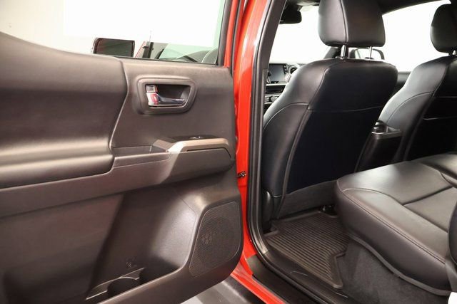 Used 2023 Toyota Tacoma Limited image 29