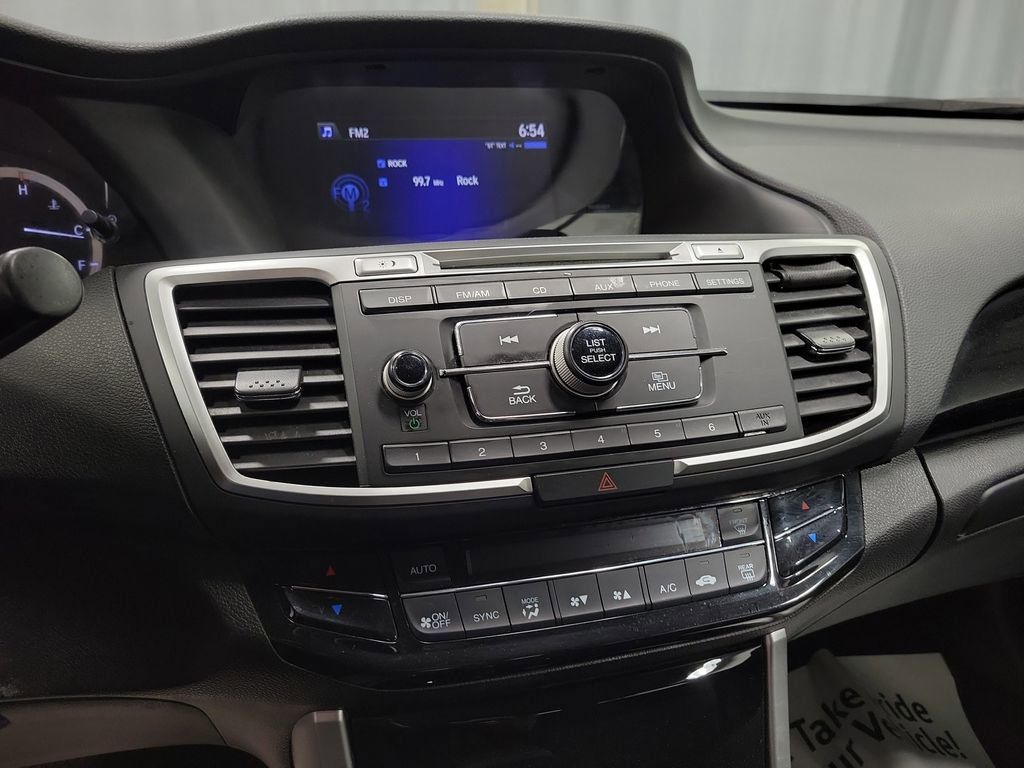 Used 2017 Honda Accord LX image 14