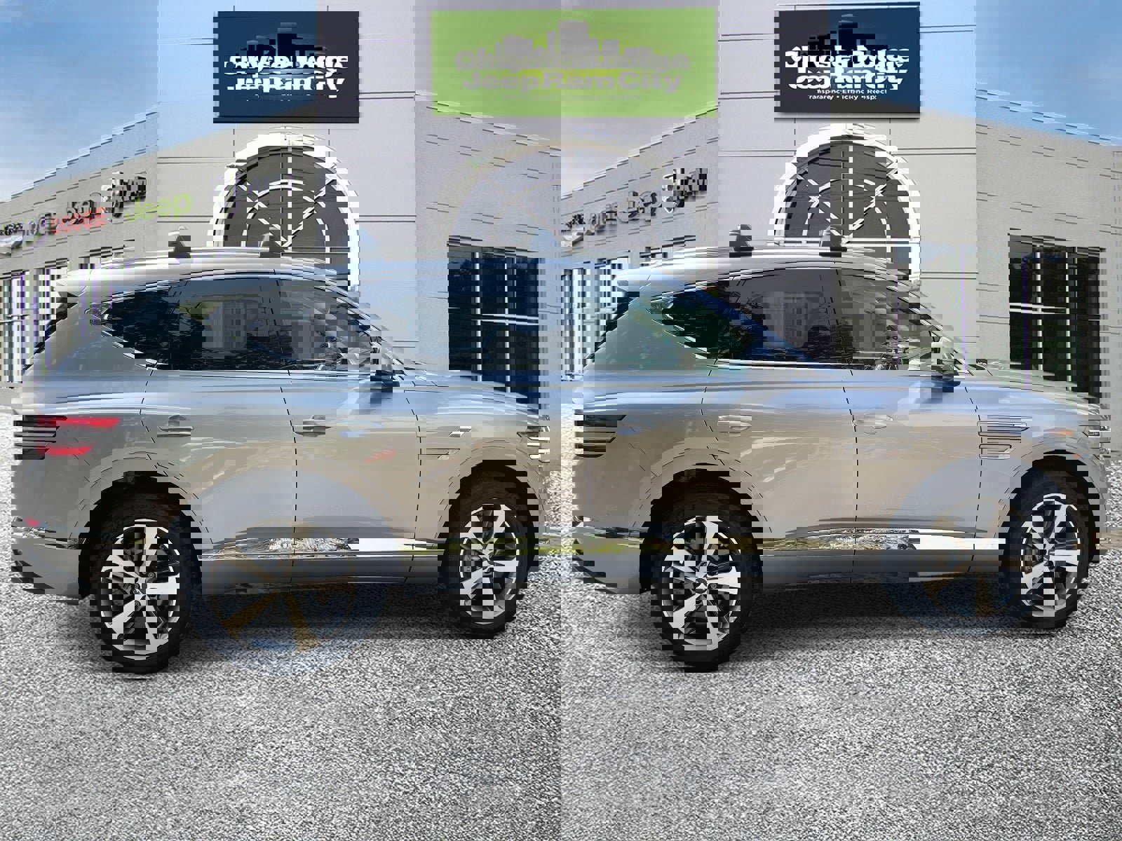 Used 2024 Genesis GV80 2.5T w/ Advanced Package image 5