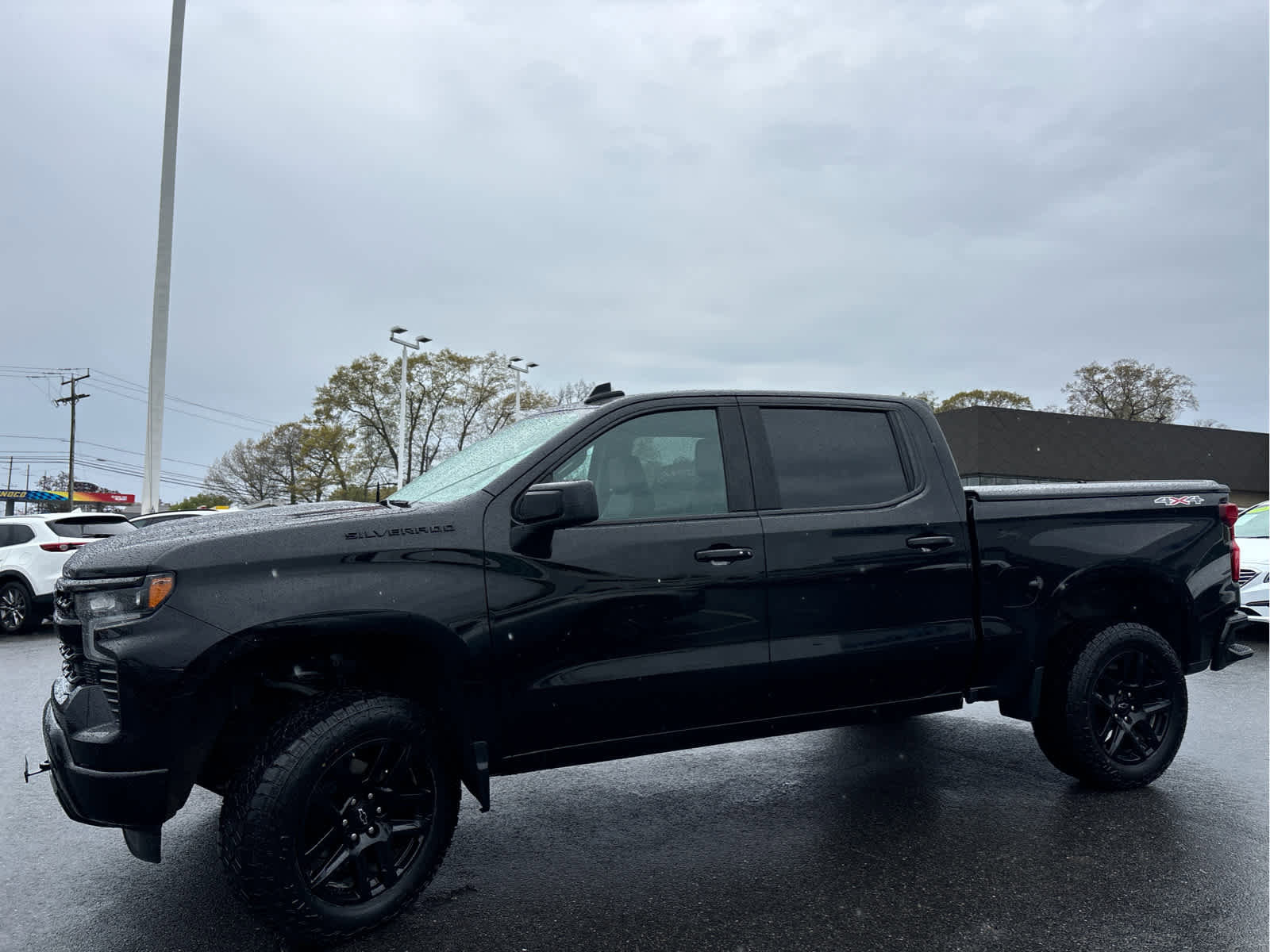 Certified 2022 Chevrolet Silverado 1500 RST w/ Rally Edition AWD/4WD image 7