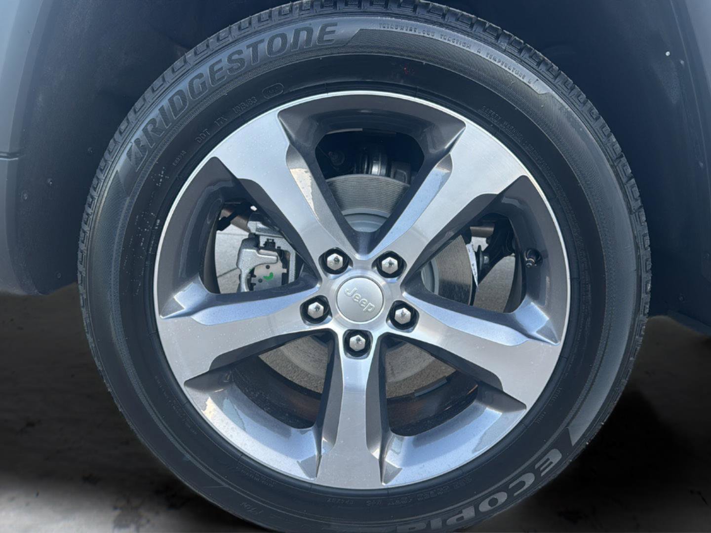 New 2026 Jeep Grand Cherokee Limited w/ Trailer Tow Package image 16