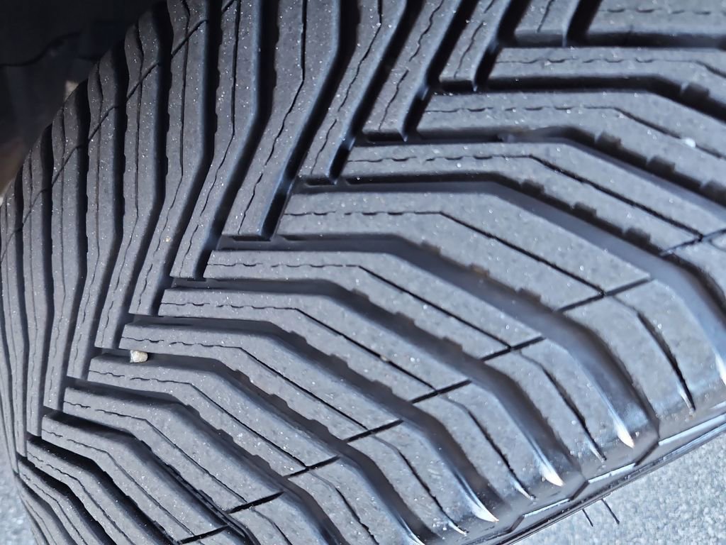 Used 2019 Ford Edge Titanium w/ Equipment Group 301A image 38