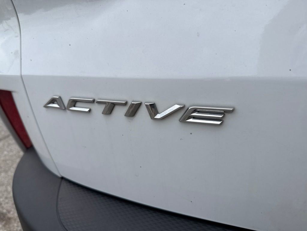 Used 2024 Ford Escape Active w/ Cold Weather Package FWD image 2