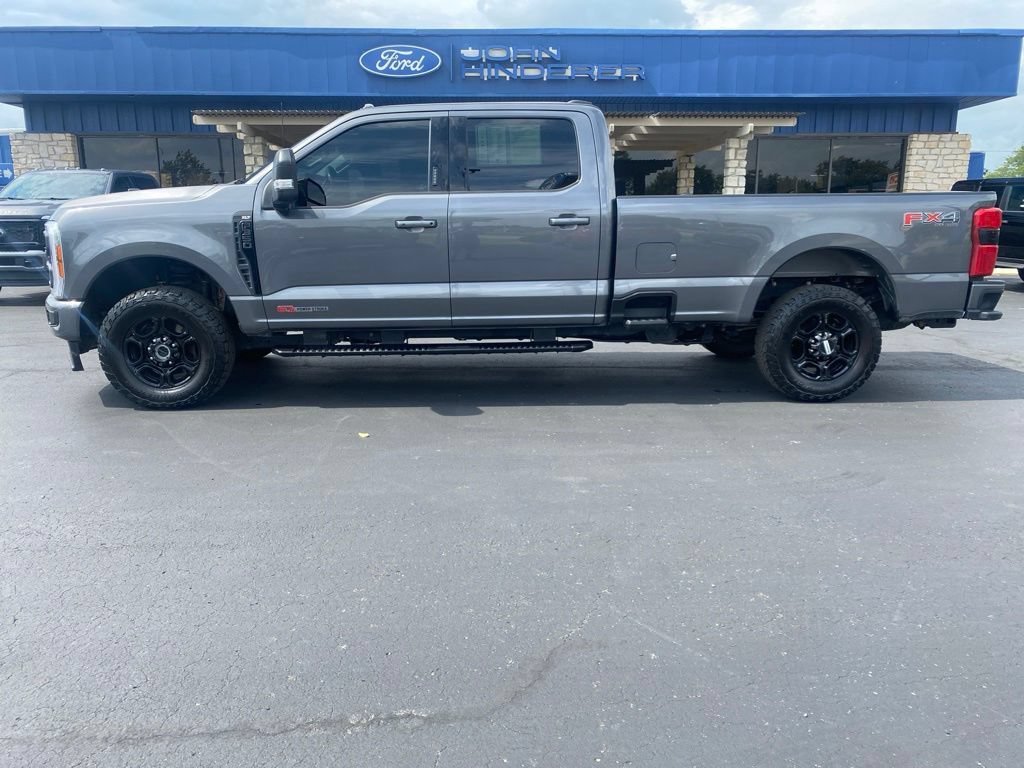 Used 2023 Ford F350 XLT w/ XLT Premium Package AWD/4WD image 6