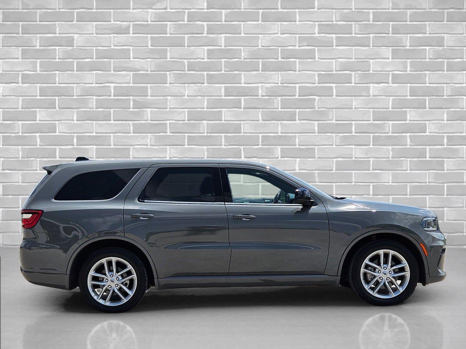 Used 2023 Dodge Durango GT RWD image 4