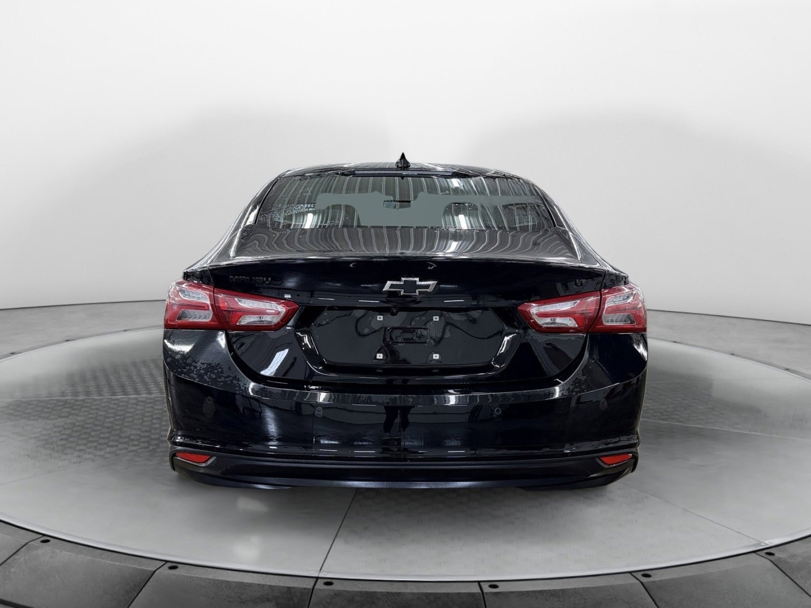Used 2024 Chevrolet Malibu LT w/ Midnight Edition FWD image 7