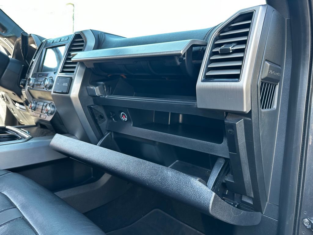 Used 2019 Ford F250 Platinum w/ Platinum Ultimate Package image 40