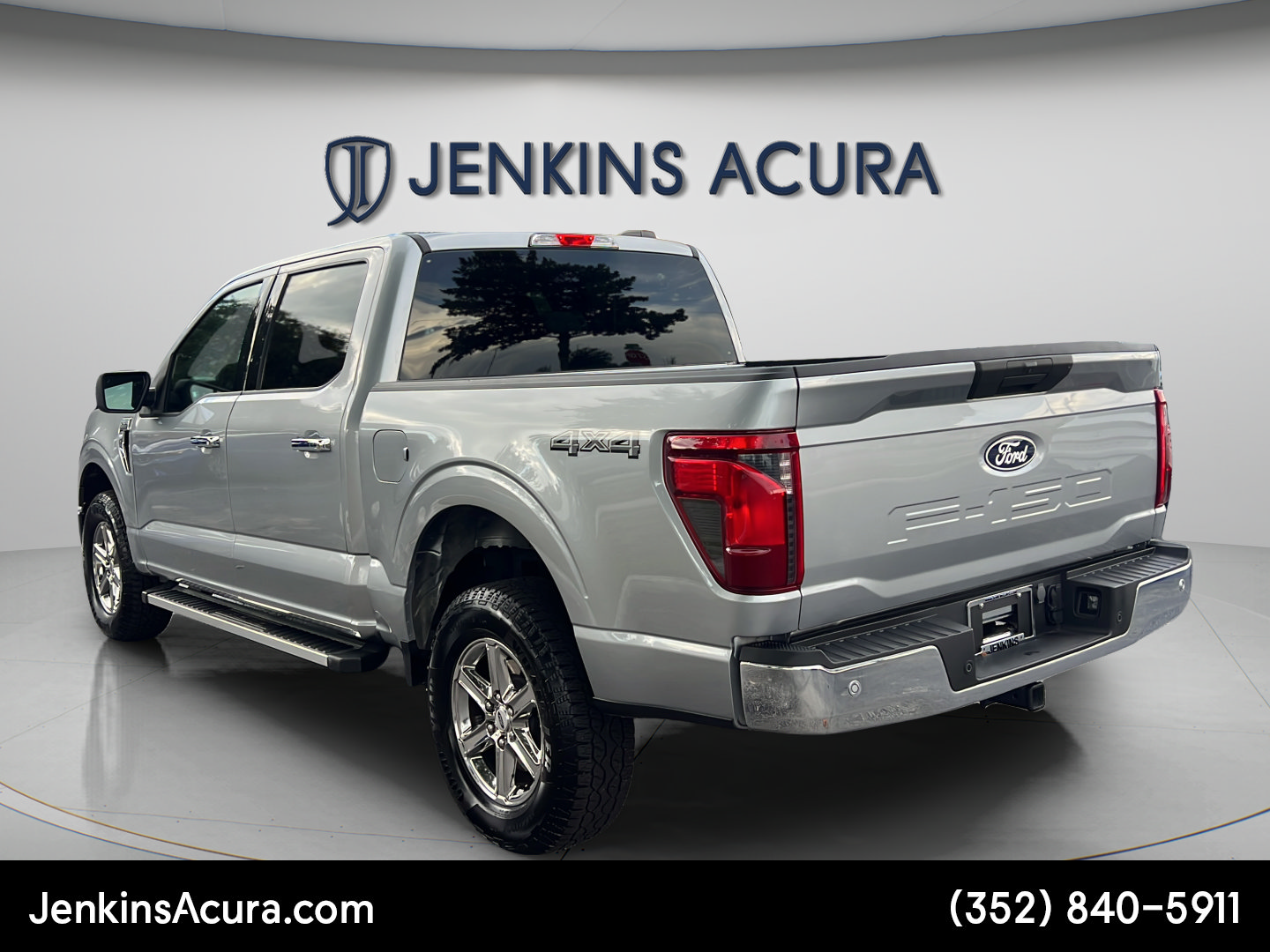 Used 2025 Ford F150 XLT w/ Equipment Group 301A Standard AWD/4WD image 5