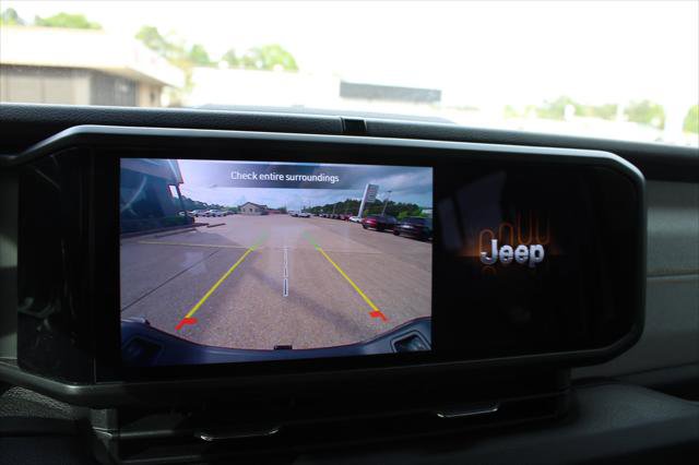 Certified 2024 Jeep Gladiator Sport image 30