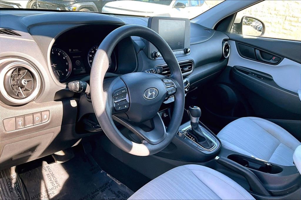 Certified 2023 Hyundai Kona SEL image 9