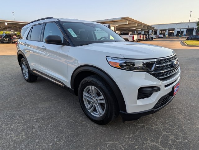 Used 2024 Ford Explorer XLT