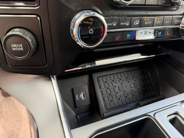 Used 2023 Ford F150 Platinum image 23