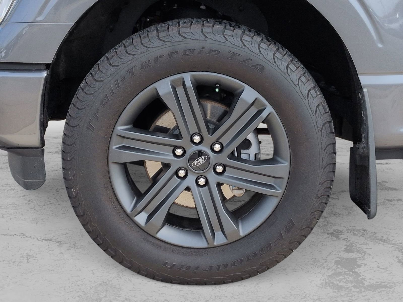 Certified 2023 Ford F150 Lariat w/ Equipment Group 502A High image 17