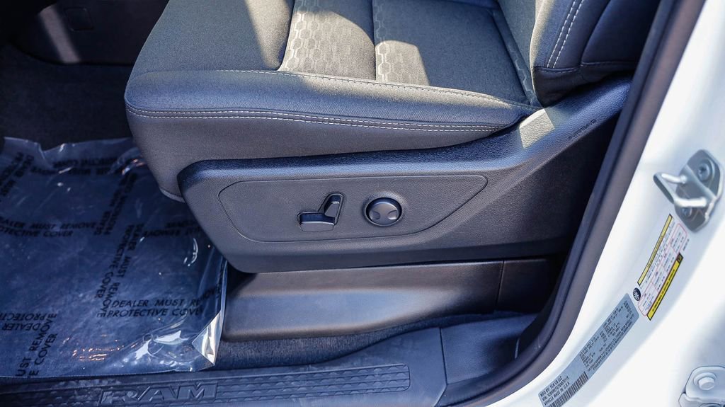 Used 2025 RAM 1500 Big Horn RWD image 25