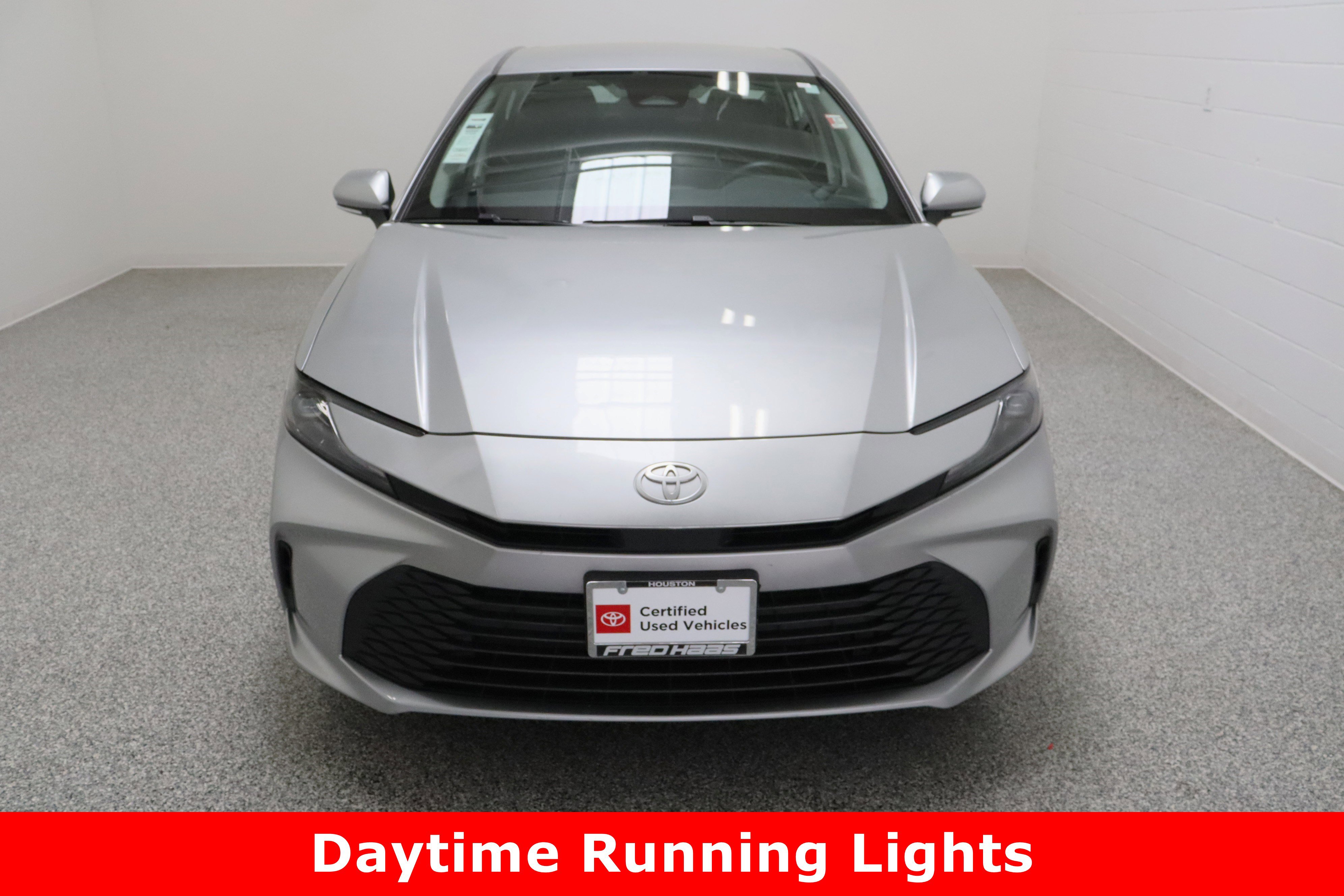 Certified 2025 Toyota Camry LE FWD image 3