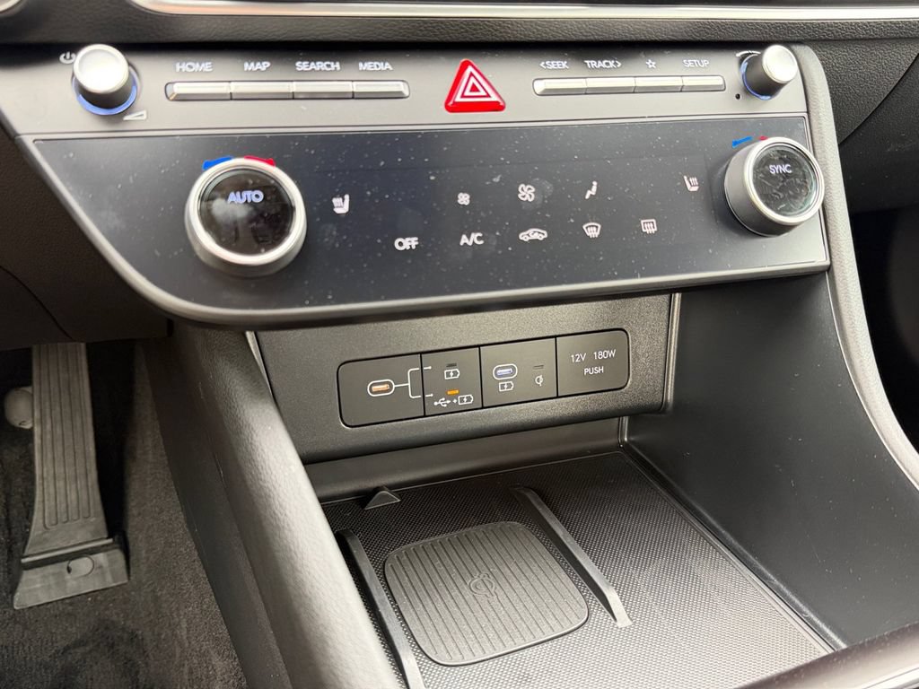 New 2026 Hyundai Sonata SEL FWD image 24