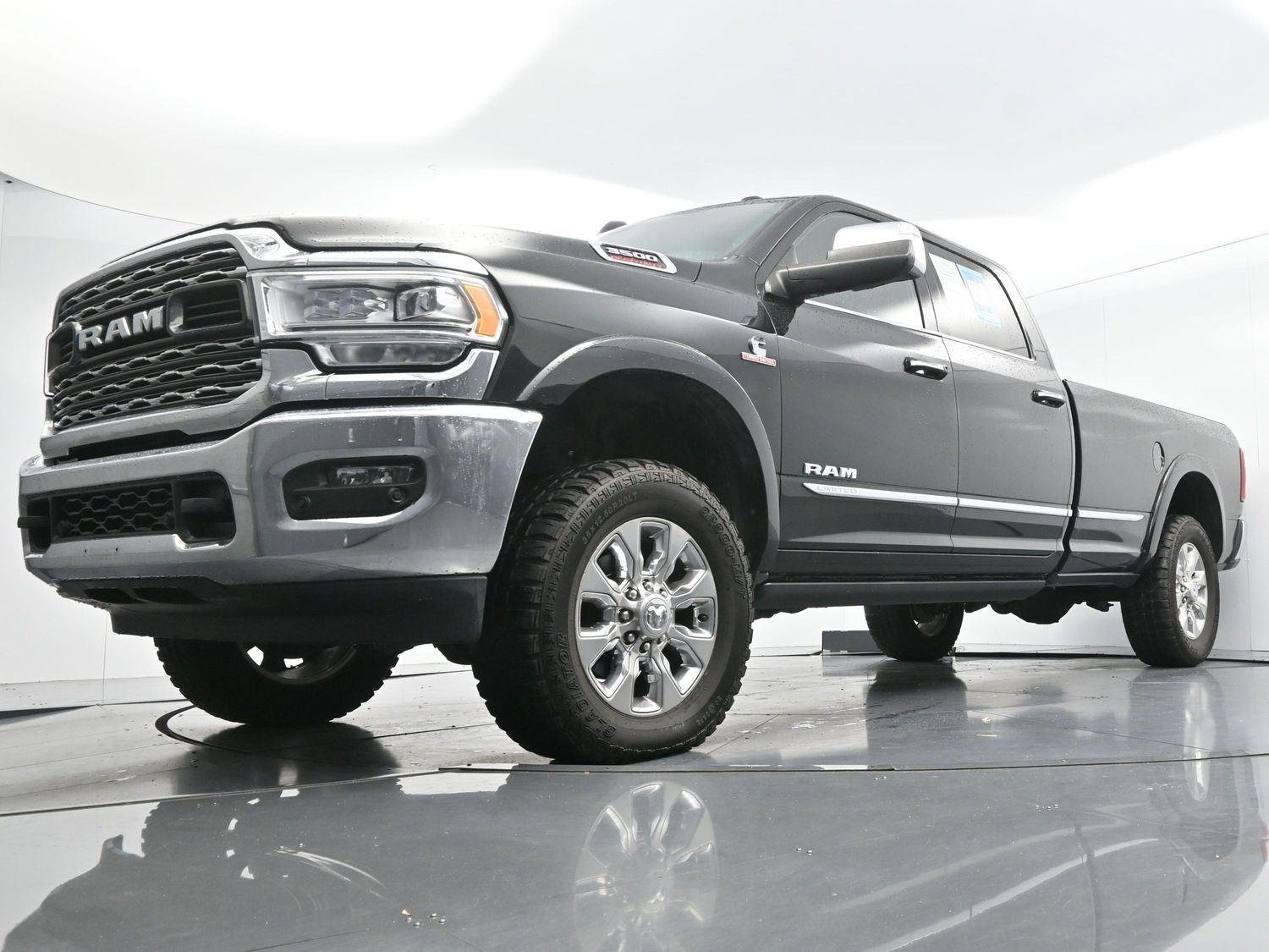 Used 2022 RAM 3500 Limited AWD/4WD image 44