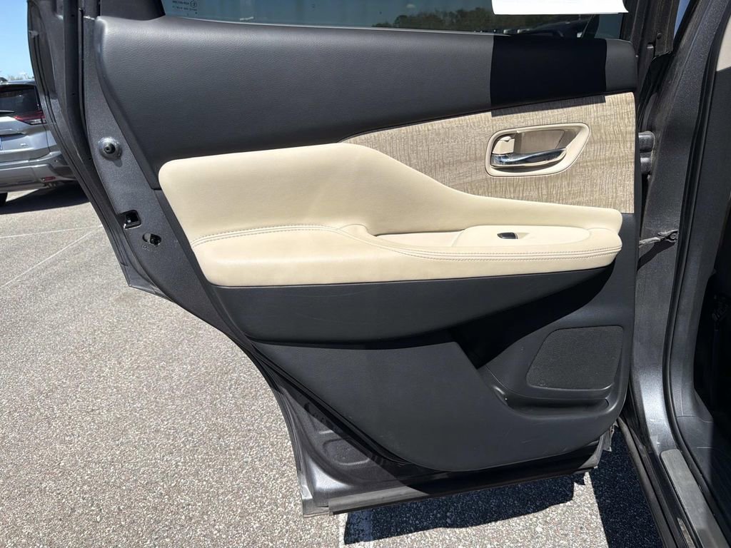 Certified 2023 Nissan Murano SL image 12