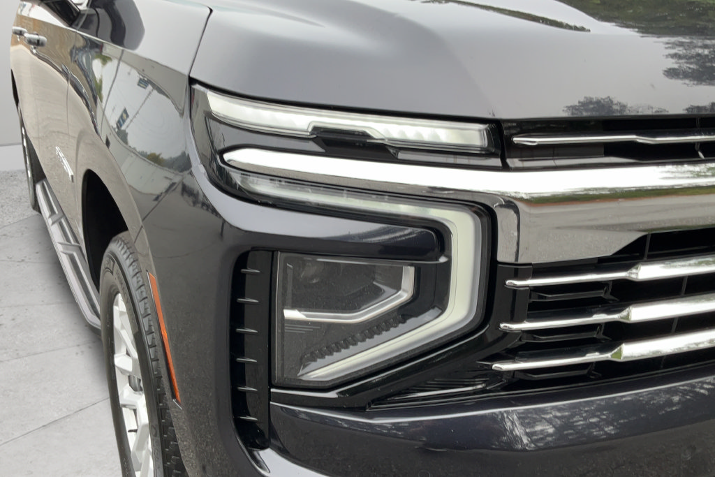 Certified 2025 Chevrolet Suburban LT RWD image 26