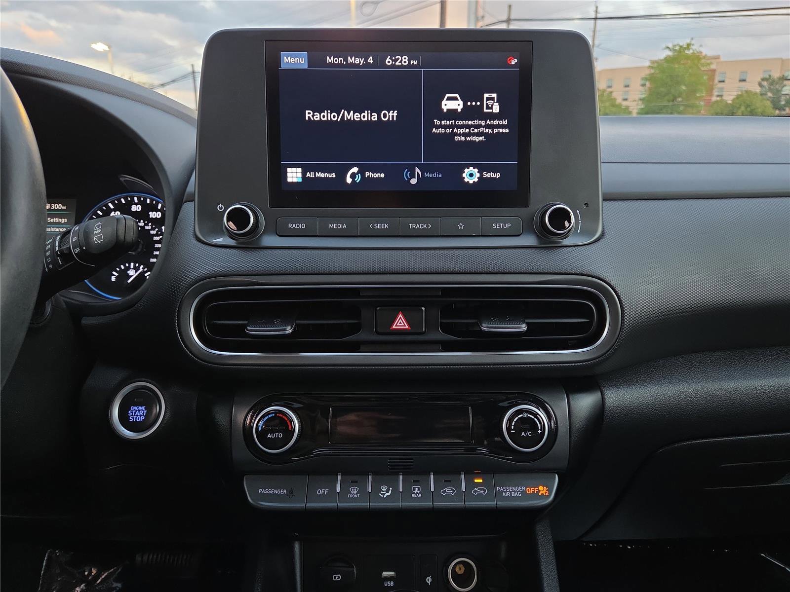 Used 2022 Hyundai Kona SEL w/ Convenience Package FWD image 20