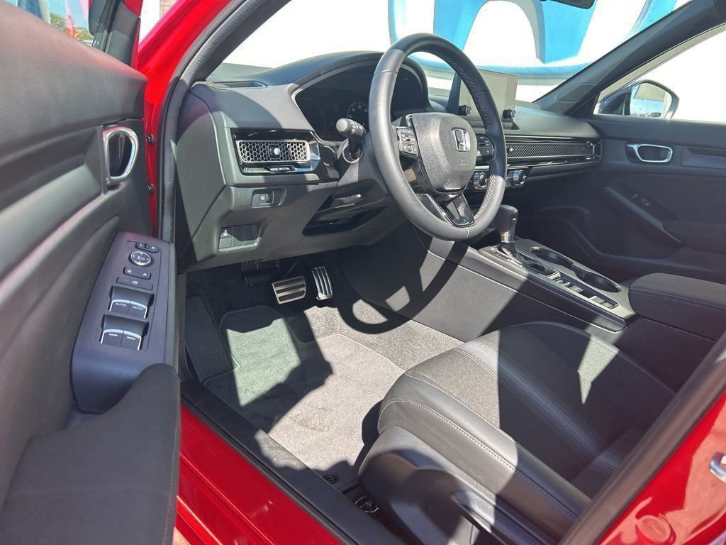 Certified 2025 Honda Civic Sport image 10
