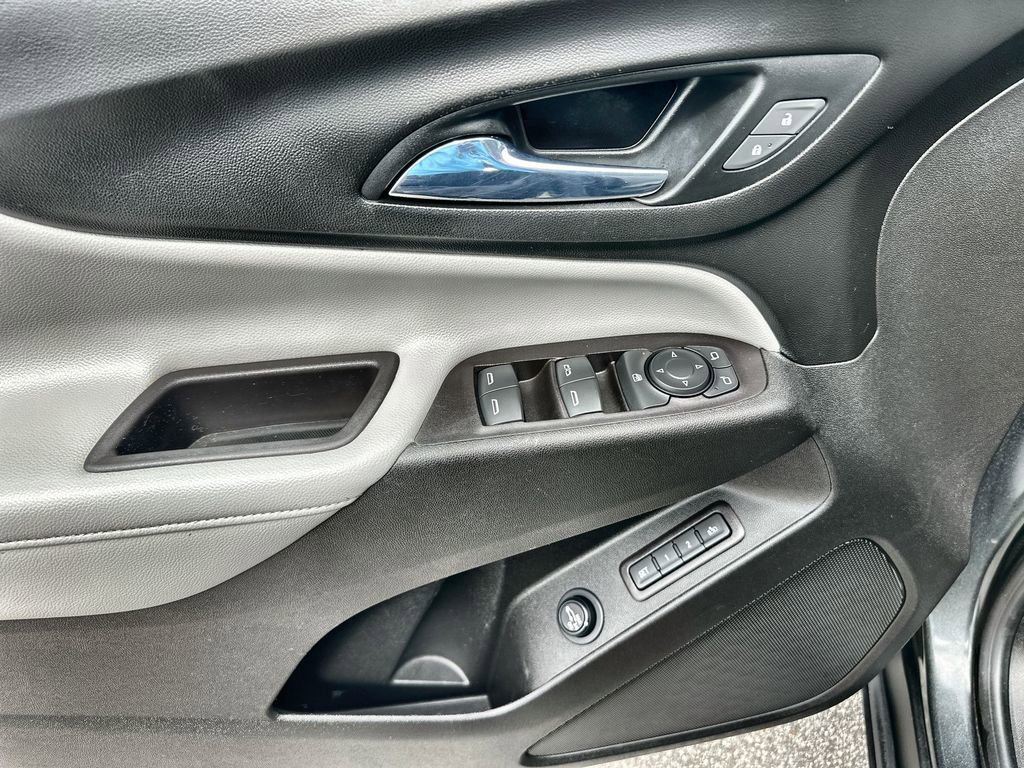 Used 2021 Chevrolet Equinox Premier image 23